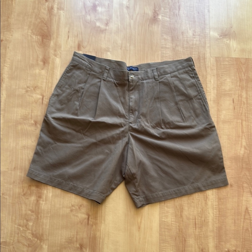 Grant Thomas Classic Pleated Brown Men's Shorts